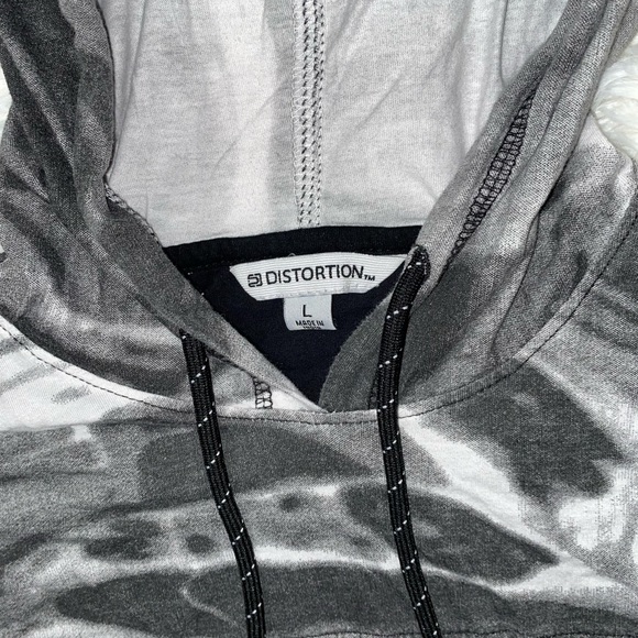 Drip Pullover with hat Distortion - Picture 3 of 3